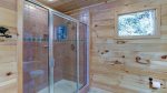 KING SUITE 2-PERSON TILED SHOWER